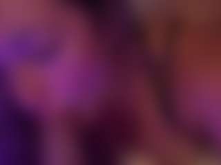 Live cam show with lesly Moore - Squirt Curvy on Chatstar