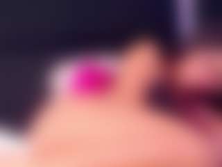 demmyraii's Live Sex Cam Show