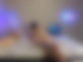 Live cam show with shave-deeez - Blowjob on Camsoda