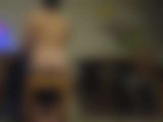 Live cam show with shave-deeez - Cock Rating on SpunkLive