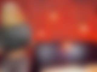 Live cam show with christynaross - Oil on crypto-cams