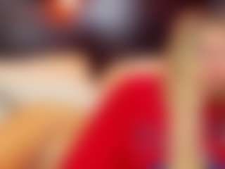 Live cam show with christynaross - Oil on CamwithHer
