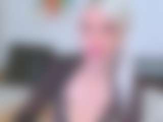 Live cam show with HoneyLara - Worship on camwithhim.com