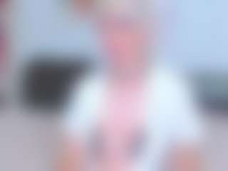 Live cam show with HoneyLara - Worship on TeamSkeetLive