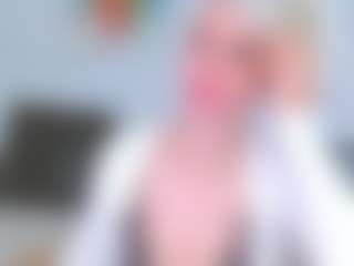 Live cam show with HoneyLara - Worship on Milfs Live