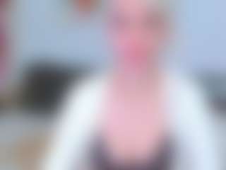 Live cam show with HoneyLara - Worship on xxxlivecams.org