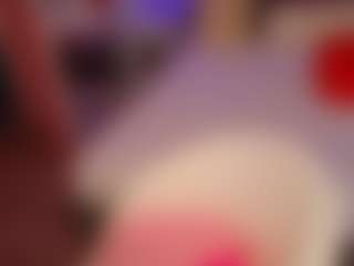 Live cam show with Miss Sasha - Blonde Hair HD on Camsoda