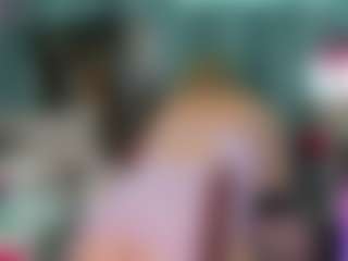 -R-A-R-E-'s Live Sex Cam Show