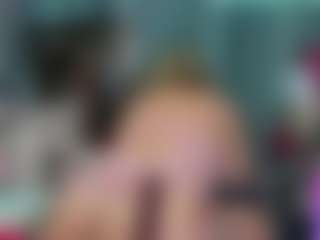 Live cam show with -R-A-R-E- - Middle Aged on Camsoda