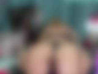 -R-A-R-E-'s Live Sex Cam Show