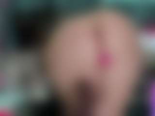 Live cam show with -R-A-R-E- - Fatpussy on Camsoda
