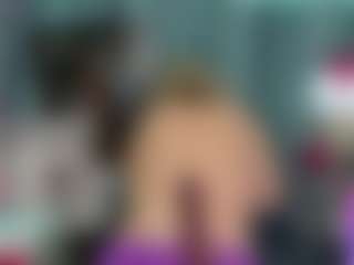 -R-A-R-E-'s Live Sex Cam Show
