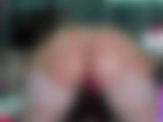 Live cam show with -R-A-R-E- - Fatpussy on sexylive.show