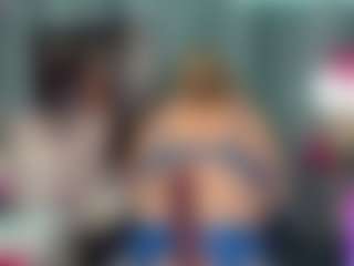 -R-A-R-E-'s Live Sex Cam Show