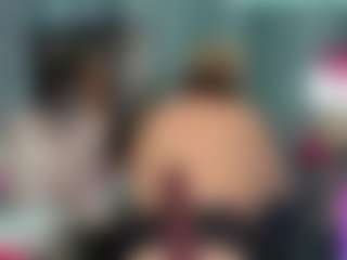 -R-A-R-E-'s Live Sex Cam Show