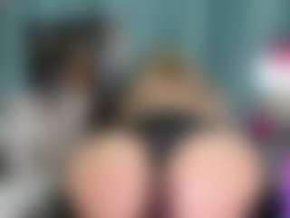 Live cam show with -R-A-R-E- - Shake on Dolls Live