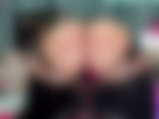 -R-A-R-E-'s Live Sex Cam Show