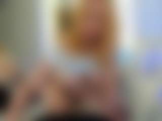 Classy4uuuu's Live Sex Cam Show