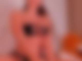 kikievega's Live Sex Cam Show