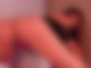 kikievega's Live Sex Cam Show