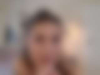 Lenna's Live Sex Cam Show