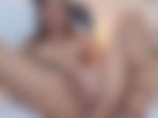 Lenna's Live Sex Cam Show