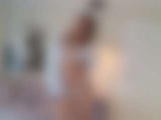 Lenna's Live Sex Cam Show