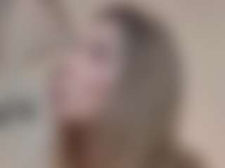 Lenna's Live Sex Cam Show