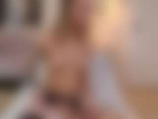 Lenna's Live Sex Cam Show