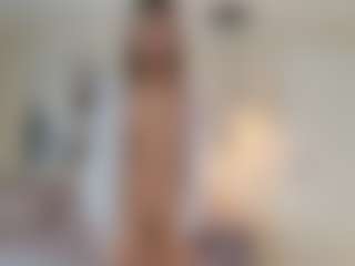 Lenna's Live Sex Cam Show