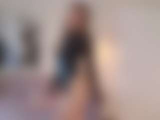 Lenna's Live Sex Cam Show