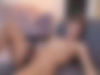 Live cam show with Lenna - Brown Hair on livesuperchat.net