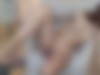 Live cam show with Lenna - Brown Hair on AdultVida.com