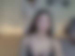Lenna's Live Sex Cam Show