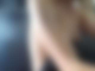 Live cam show with lanasharapovax - Flashing Blonde Hair on Camsoda