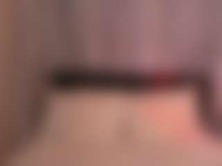 Live cam show with Meryjenns_ - Neon Hair on Mixed Magazine Live
