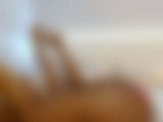 TasteThePeach's Live Sex Cam Show