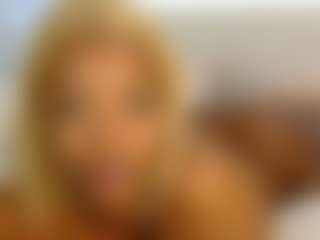 TasteThePeach's Live Sex Cam Show