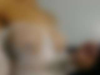 TasteThePeach's Live Sex Cam Show