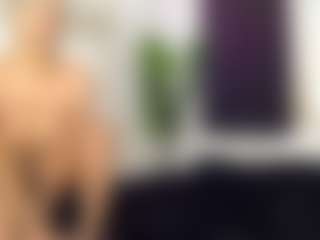 TasteThePeach's Live Sex Cam Show