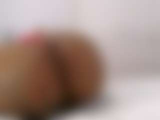 TasteThePeach's Live Sex Cam Show