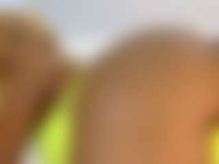 TasteThePeach's Live Sex Cam Show
