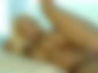 TasteThePeach's Live Sex Cam Show
