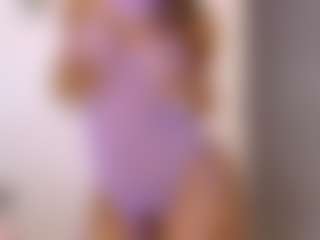 TasteThePeach's Live Sex Cam Show