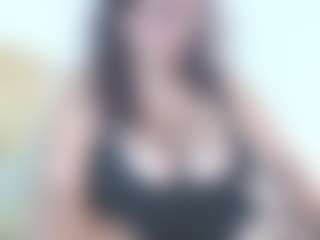 Birdie MILF webcam performer live streaming