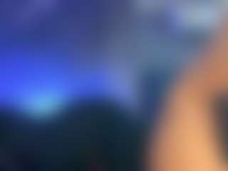 Live cam show with riri-brunnete - Blonde Hair on boobsie.com