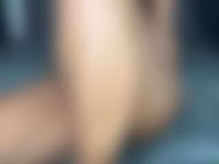 Lola Bunniii's Live Sex Cam Show