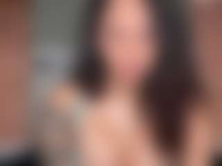Lola Bunniii's Live Sex Cam Show