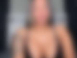 Lola Bunniii's Live Sex Cam Show
