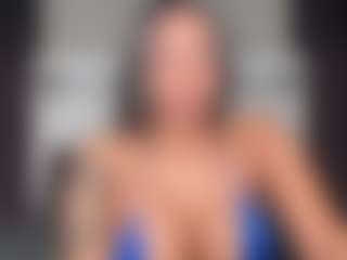 Lola Bunniii's Live Sex Cam Show